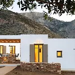 Flaros Village كاماراي